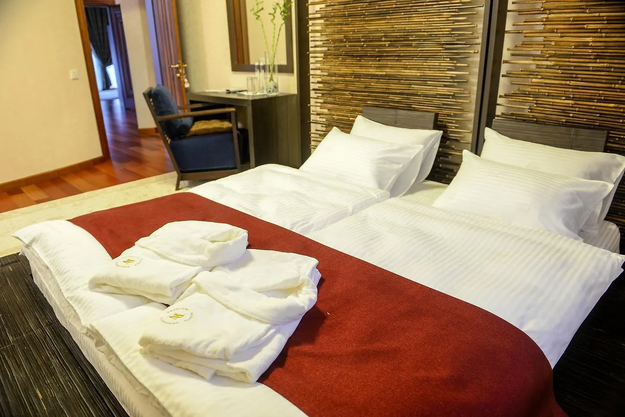 Premium Village Residence Гора 4*,